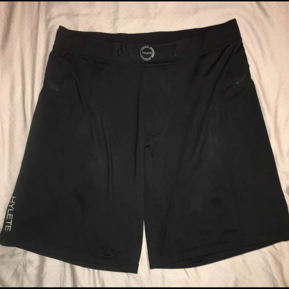 Hylete Helix II black shorts
